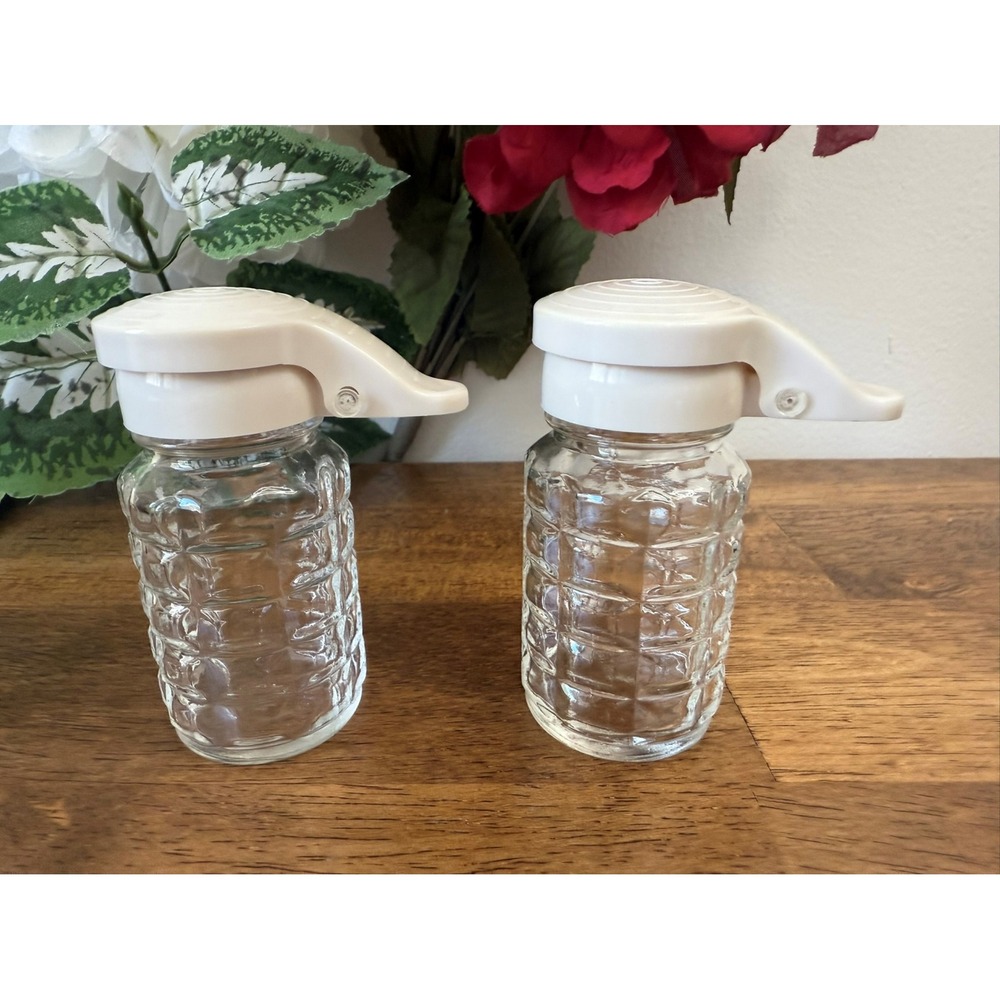 Vintage‎ Glass Salt and Pepper Shakers with White Plastic Flip Tops